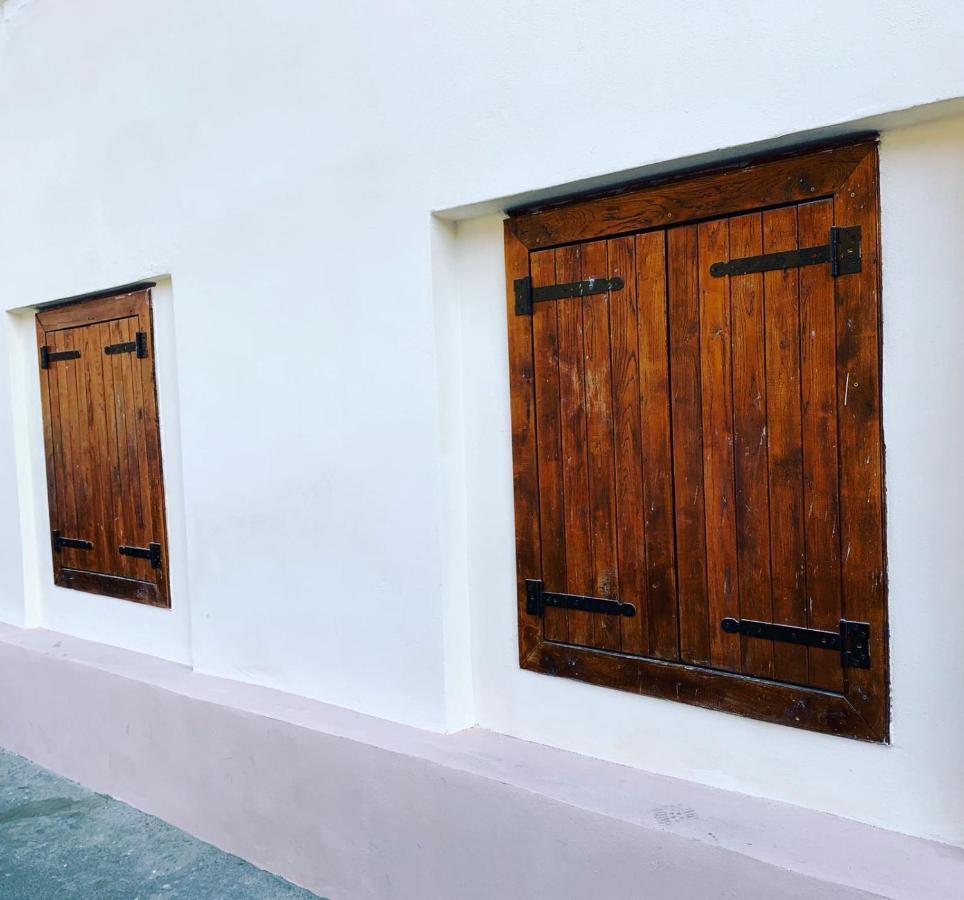 ★ 2 Minute Walk From The Bridge Of Lies ★ Apartment Sibiu Luaran gambar